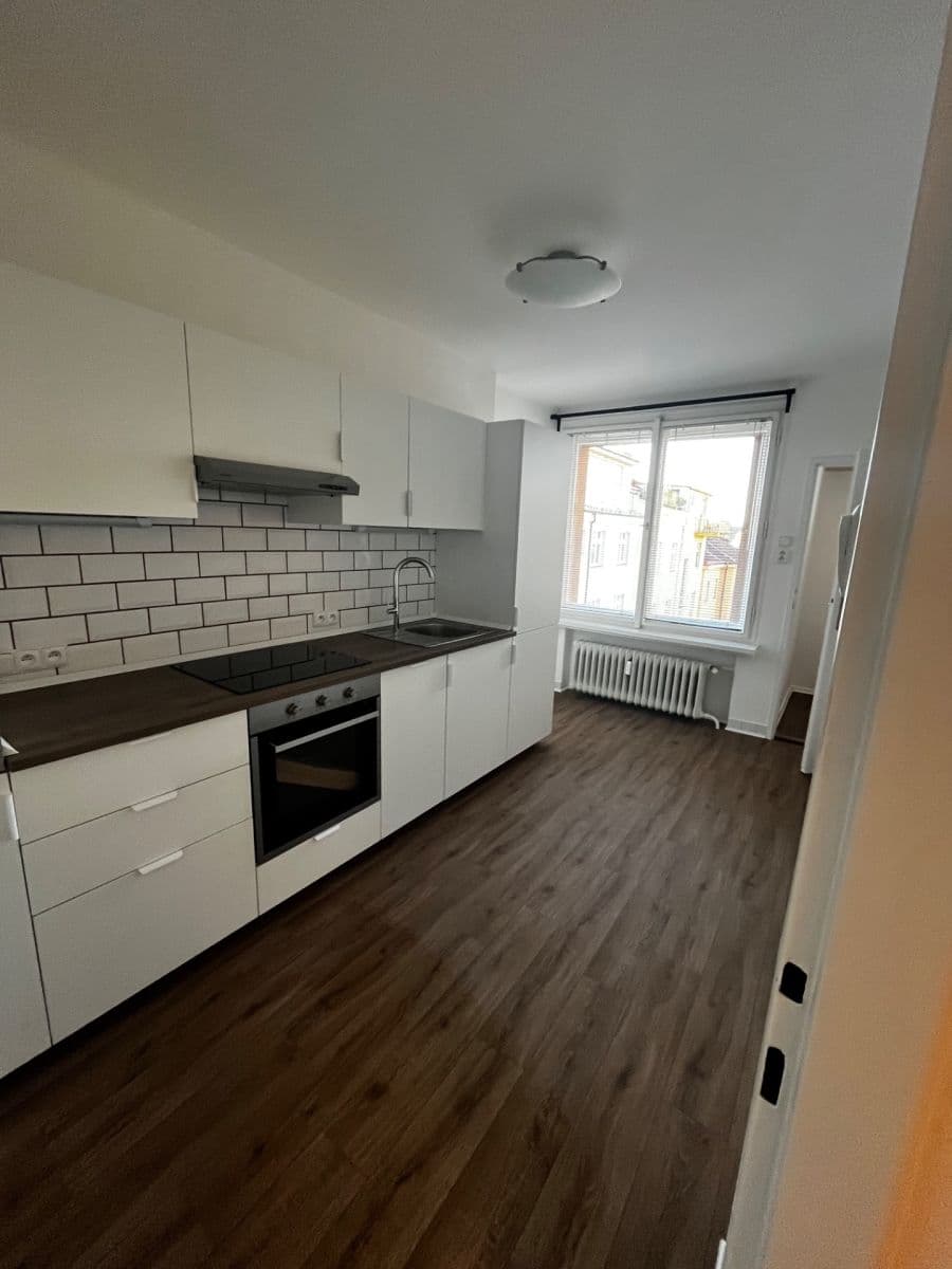 1 bedroom flat to rent, 42 m², Puškinovo náměstí, Prague, Prague 1 bedroom flat to rent, 42 m², Puškinovo náměstí, Prague, Prague