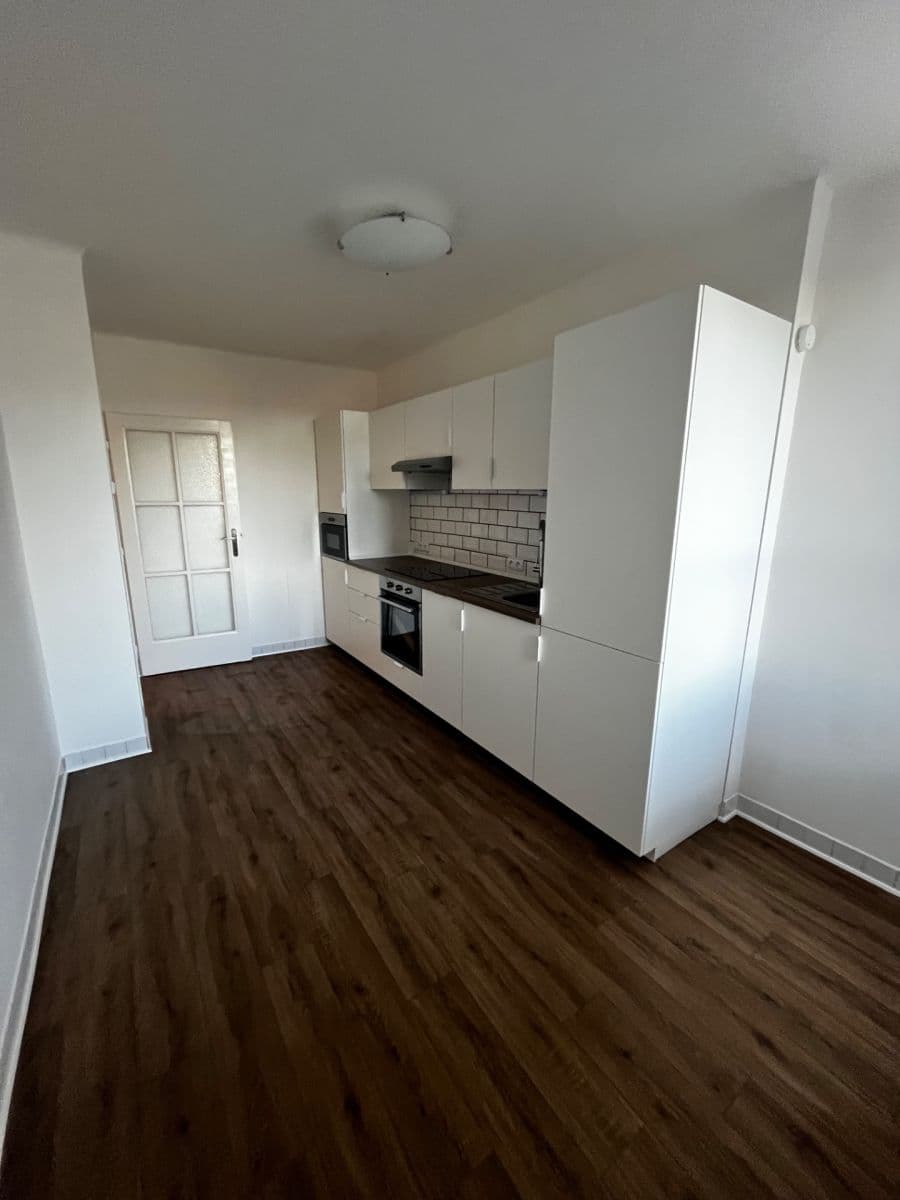 1 bedroom flat to rent, 42 m², Puškinovo náměstí, Prague, Prague 1 bedroom flat to rent, 42 m², Puškinovo náměstí, Prague, Prague