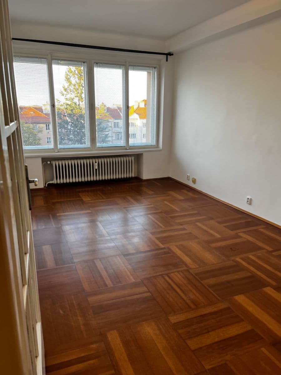 1 bedroom flat to rent, 42 m², Puškinovo náměstí, Prague, Prague 1 bedroom flat to rent, 42 m², Puškinovo náměstí, Prague, Prague