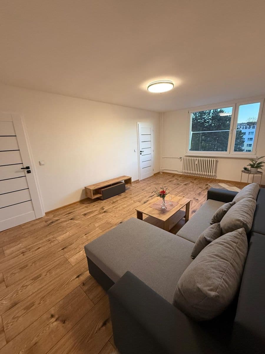 1 bedroom flat for sale, 37 m², Na Vavřinci, Slaný, Středočeský Region 1 bedroom flat for sale, 37 m², Na Vavřinci, Slaný, Středočeský Region