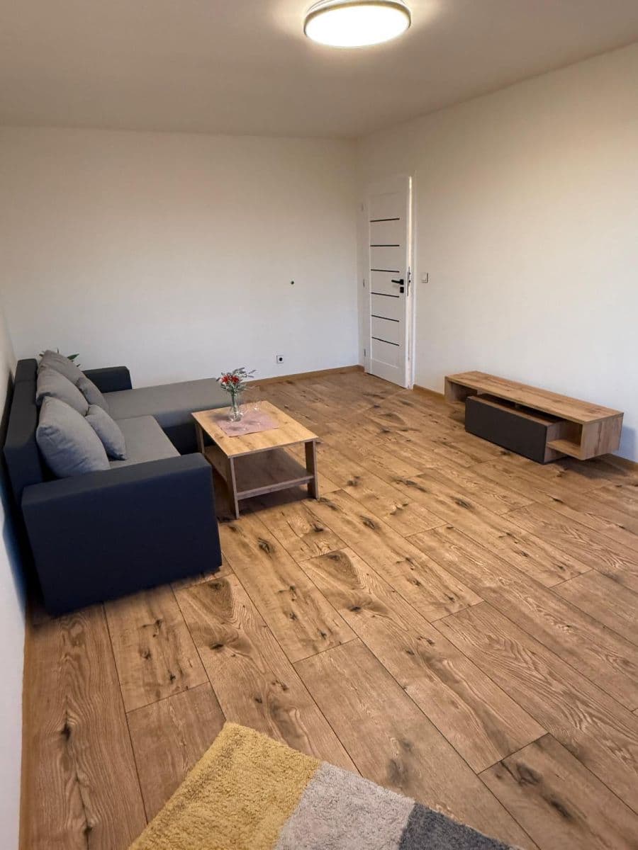 1 bedroom flat for sale, 37 m², Na Vavřinci, Slaný, Středočeský Region 1 bedroom flat for sale, 37 m², Na Vavřinci, Slaný, Středočeský Region