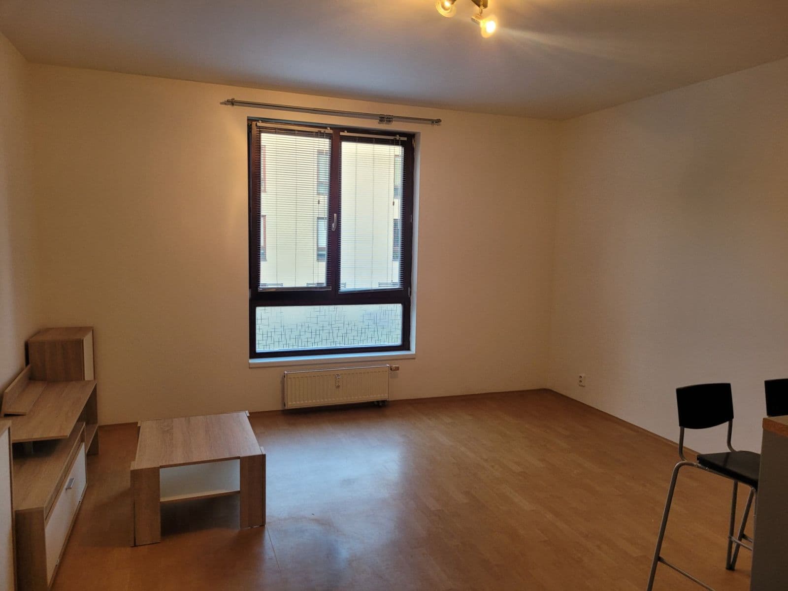 Studio flat to rent, 30 m², Za Mlýnem, Hostivice, Středočeský Region Studio flat to rent, 30 m², Za Mlýnem, Hostivice, Středočeský Region