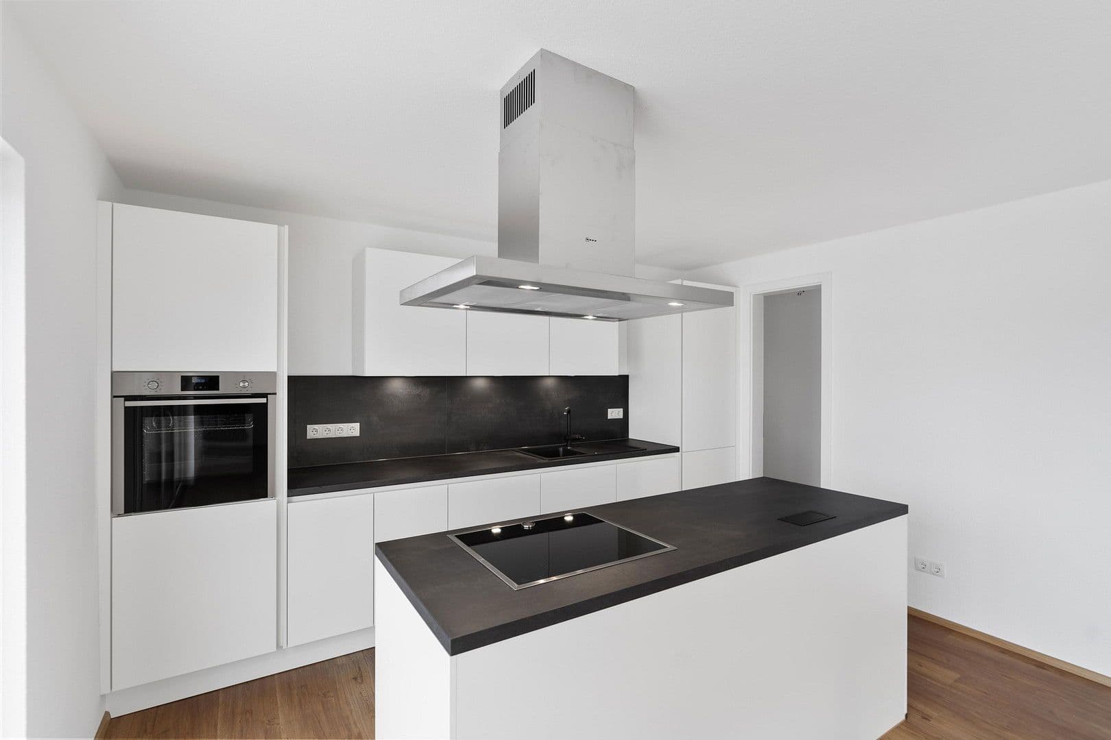 2 bedroom with open-plan kitchen flat to rent, 97 m², Untere Mühlbachstr. 9/1, Friedrichshafen, Baden-Württemberg 2 bedroom with open-plan kitchen flat to rent, 97 m², Untere Mühlbachstr. 9/1, Friedrichshafen, Baden-Württemberg