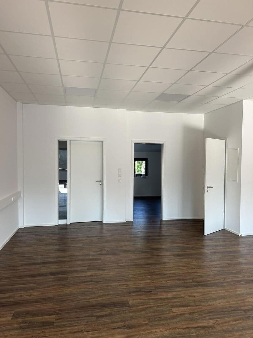 office to rent, 93 m², Marktstraße 14, Stadtallendorf, Hesse office to rent, 93 m², Marktstraße 14, Stadtallendorf, Hesse