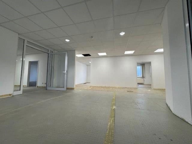 office to rent, 450 m², Wilhelmstraße 78, Reilingen, Baden-Württemberg office to rent, 450 m², Wilhelmstraße 78, Reilingen, Baden-Württemberg