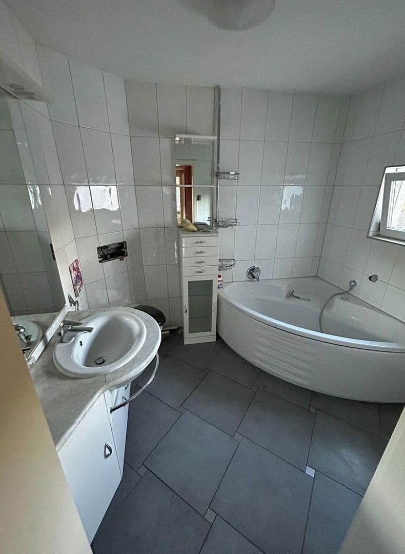 4 bedroom with open-plan kitchen flat for sale, 127 m², Wilhelmsfeld, Baden-Württemberg 4 bedroom with open-plan kitchen flat for sale, 127 m², Wilhelmsfeld, Baden-Württemberg