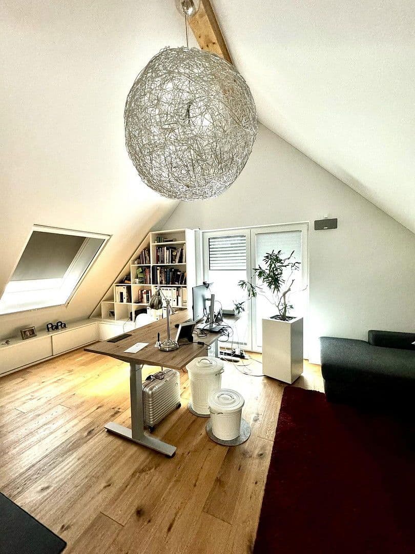 4 bedroom with open-plan kitchen flat for sale, 146 m², Kirchheim unter Teck, Baden-Württemberg 4 bedroom with open-plan kitchen flat for sale, 146 m², Kirchheim unter Teck, Baden-Württemberg