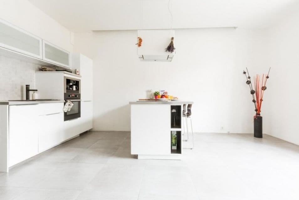 1 bedroom with open-plan kitchen flat to rent, 87 m², Holandská, Prague, Prague 1 bedroom with open-plan kitchen flat to rent, 87 m², Holandská, Prague, Prague