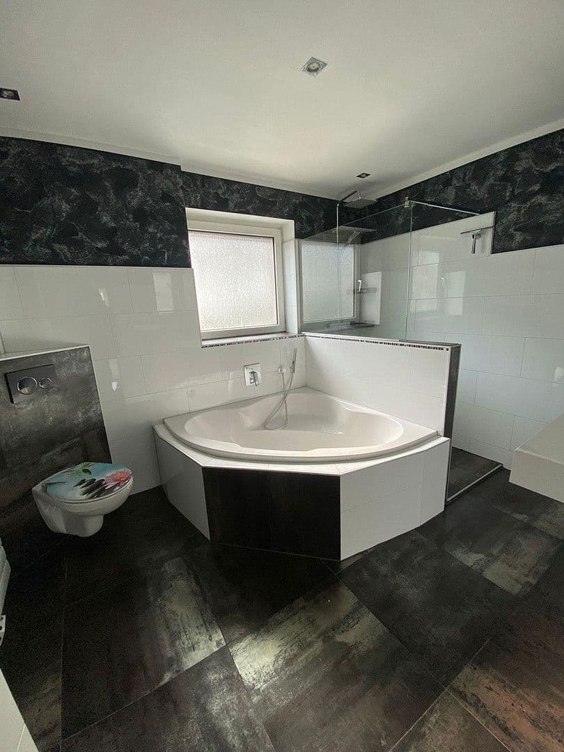 2 bedroom flat to rent, 80 m², Am Stollen 24, Kaiserslautern, Rhineland-Palatinate 2 bedroom flat to rent, 80 m², Am Stollen 24, Kaiserslautern, Rhineland-Palatinate