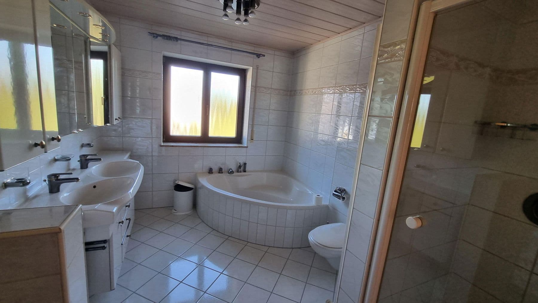 4 bedroom flat to rent, 121 m², Heroldsbach, Bavaria 4 bedroom flat to rent, 121 m², Heroldsbach, Bavaria