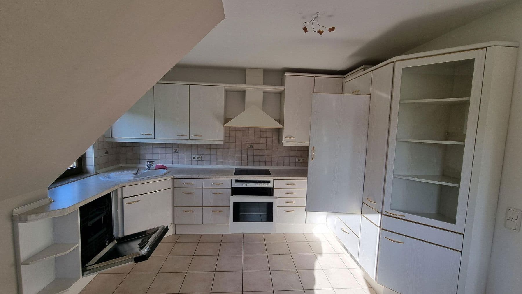 4 bedroom flat to rent, 121 m², Heroldsbach, Bavaria 4 bedroom flat to rent, 121 m², Heroldsbach, Bavaria