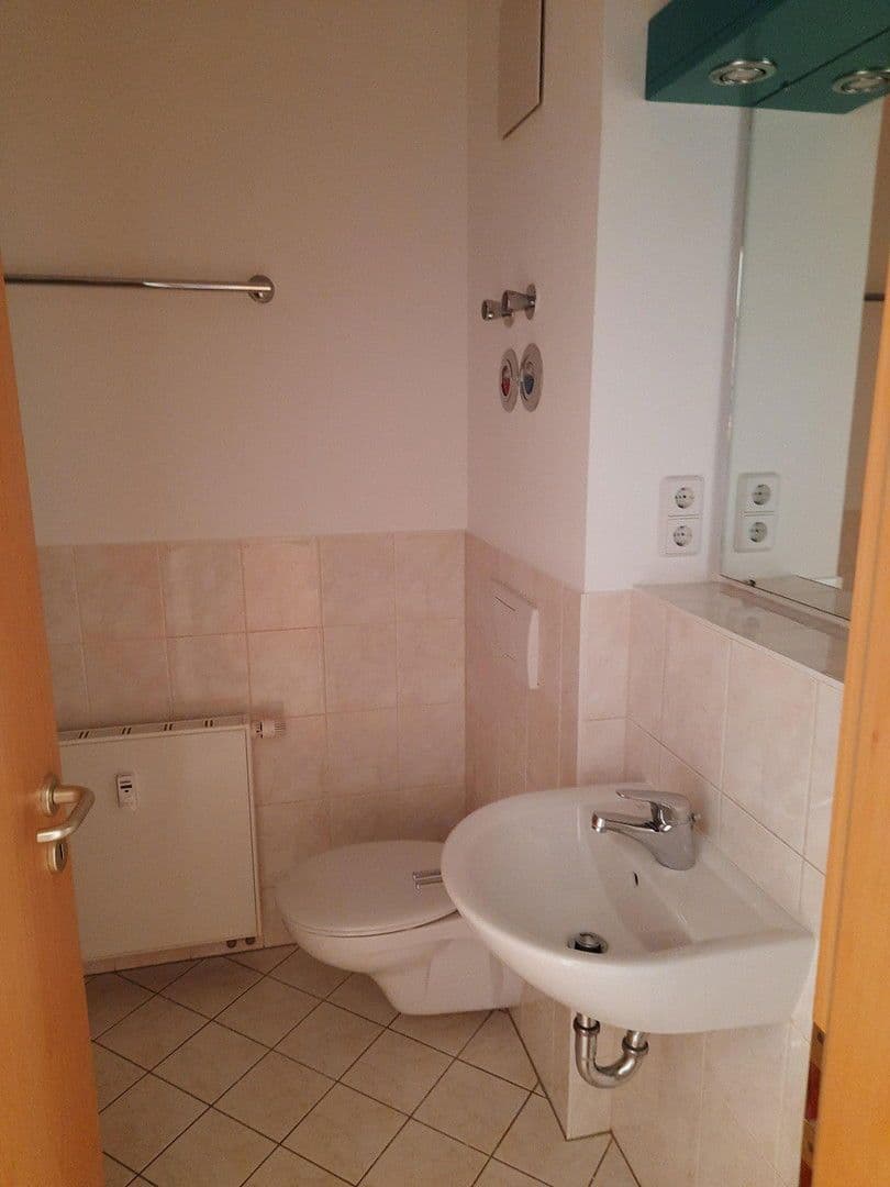 2 bedroom flat to rent, 48 m², Steinwiese 82, Chemnitz, Saxony 2 bedroom flat to rent, 48 m², Steinwiese 82, Chemnitz, Saxony