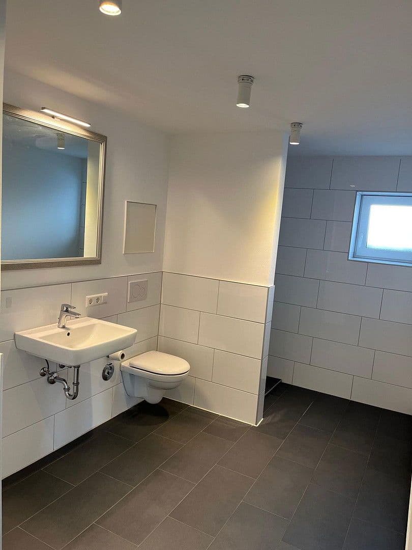 1 bedroom with open-plan kitchen flat to rent, 79 m², Esslingen am Neckar, Baden-Württemberg 1 bedroom with open-plan kitchen flat to rent, 79 m², Esslingen am Neckar, Baden-Württemberg