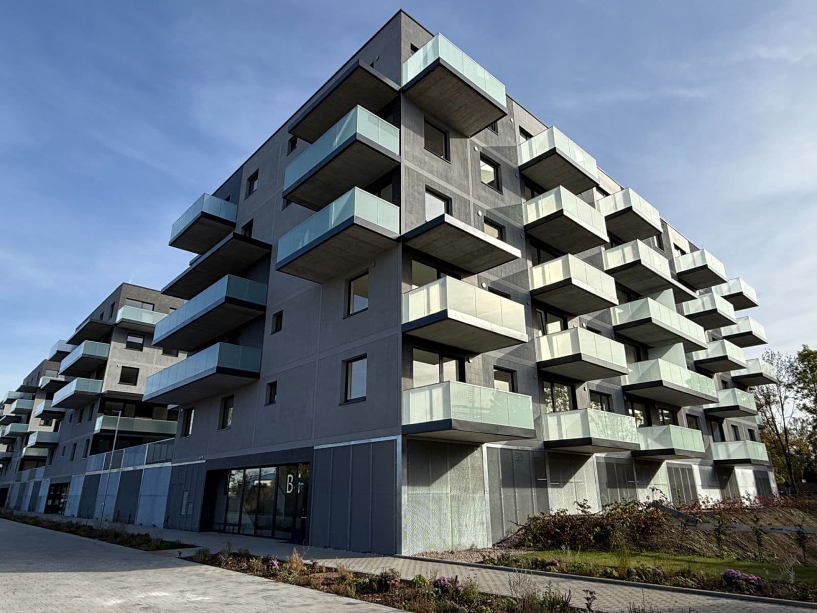 1 bedroom with open-plan kitchen flat to rent, 52 m², Čakovická, Prague, Prague 1 bedroom with open-plan kitchen flat to rent, 52 m², Čakovická, Prague, Prague