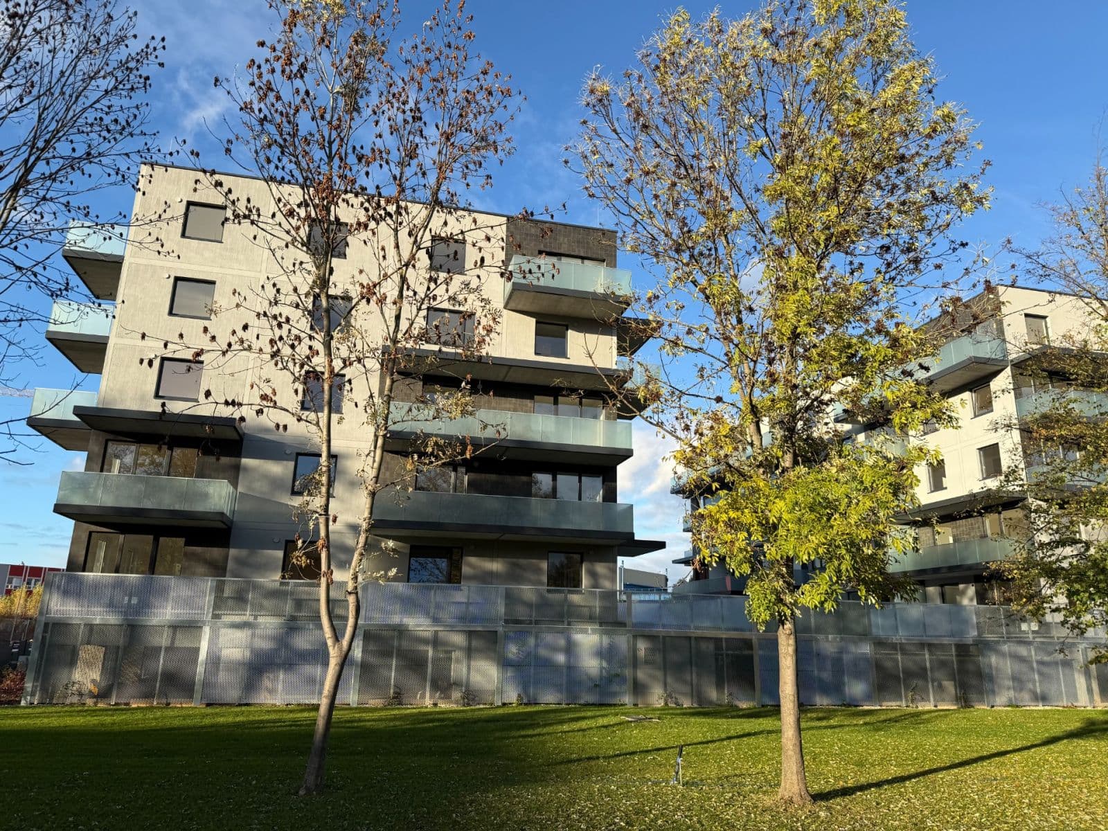 1 bedroom with open-plan kitchen flat to rent, 52 m², Čakovická, Prague, Prague 1 bedroom with open-plan kitchen flat to rent, 52 m², Čakovická, Prague, Prague