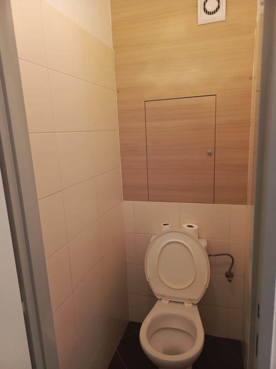 3 bedroom flat to rent, 80 m², Kpt. Jaroše, Neratovice, Středočeský Region 3 bedroom flat to rent, 80 m², Kpt. Jaroše, Neratovice, Středočeský Region