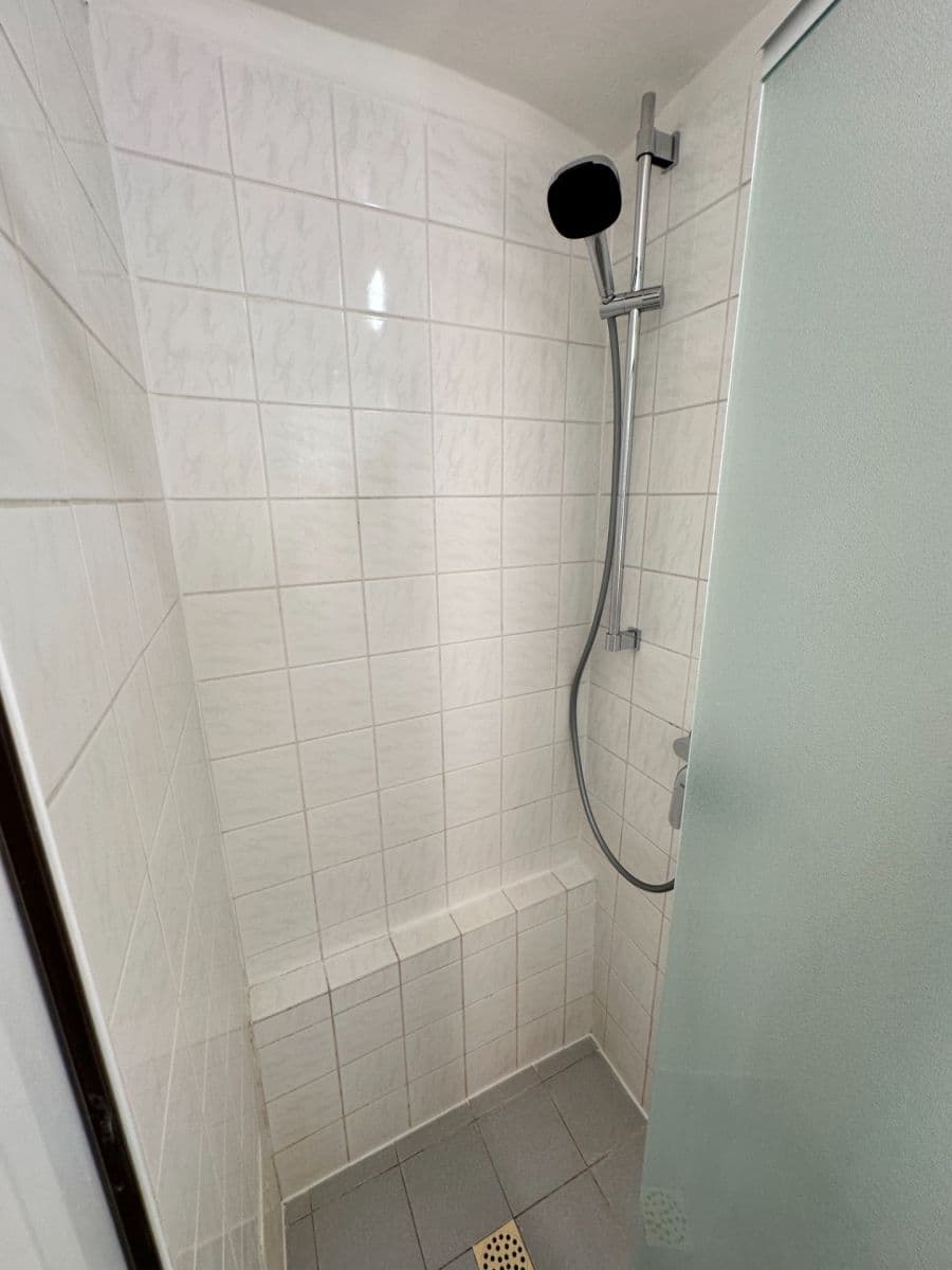 Studio flat to rent, 30 m², Perunova, Prague, Prague Studio flat to rent, 30 m², Perunova, Prague, Prague