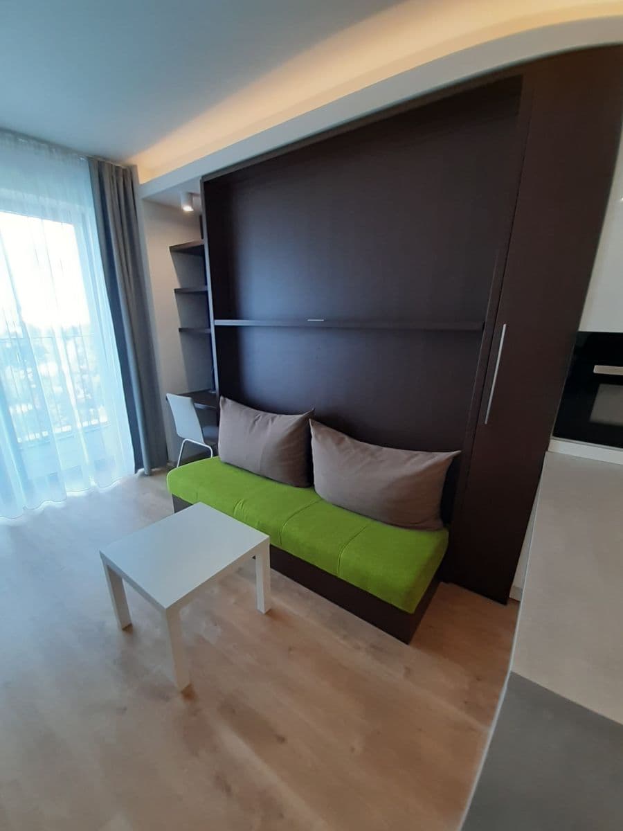 Studio flat to rent, 31 m², Mukařovského, Prague, Prague Studio flat to rent, 31 m², Mukařovského, Prague, Prague