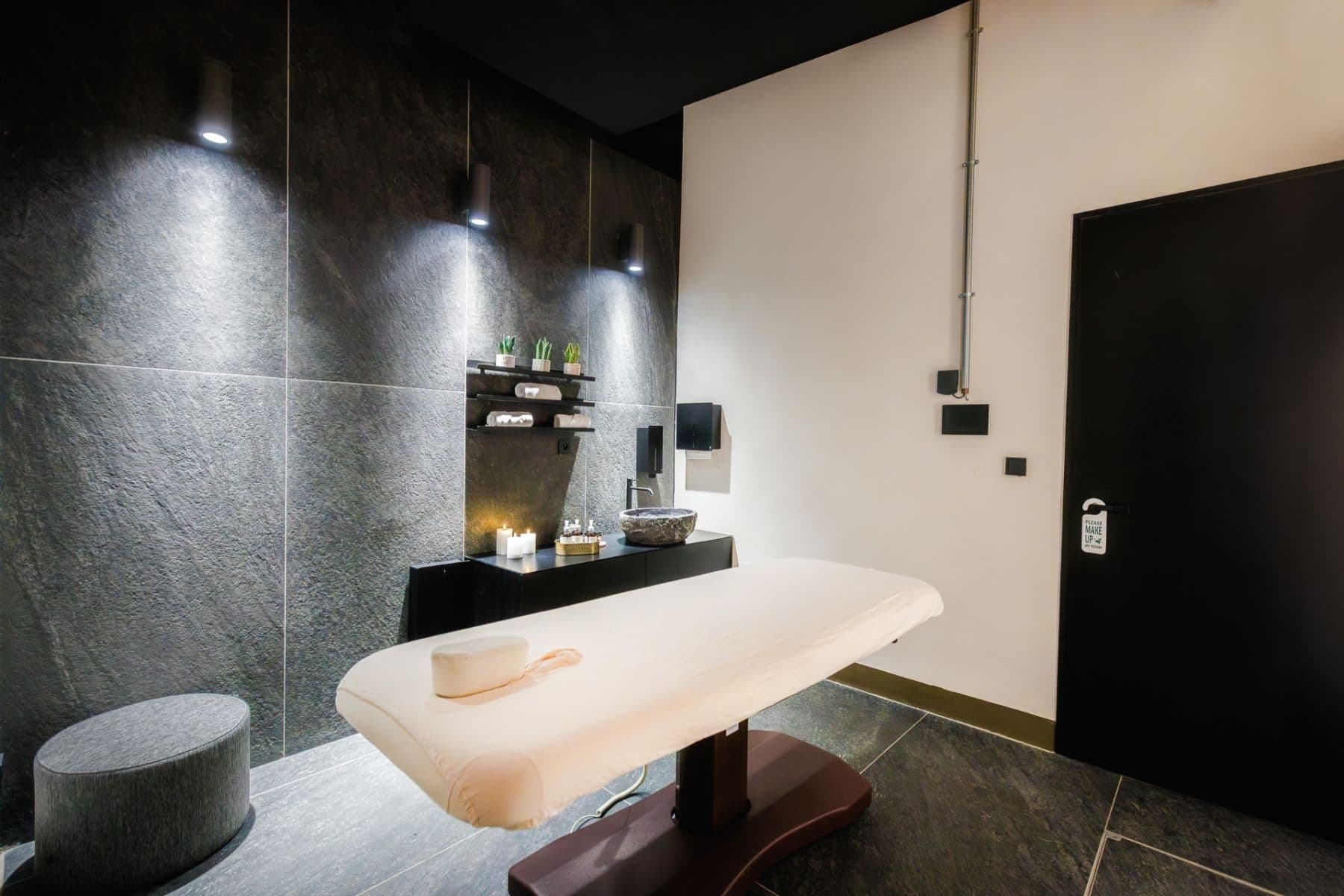 Small studio flat to rent, 22 m², Československého exilu, Prague, Prague Small studio flat to rent, 22 m², Československého exilu, Prague, Prague