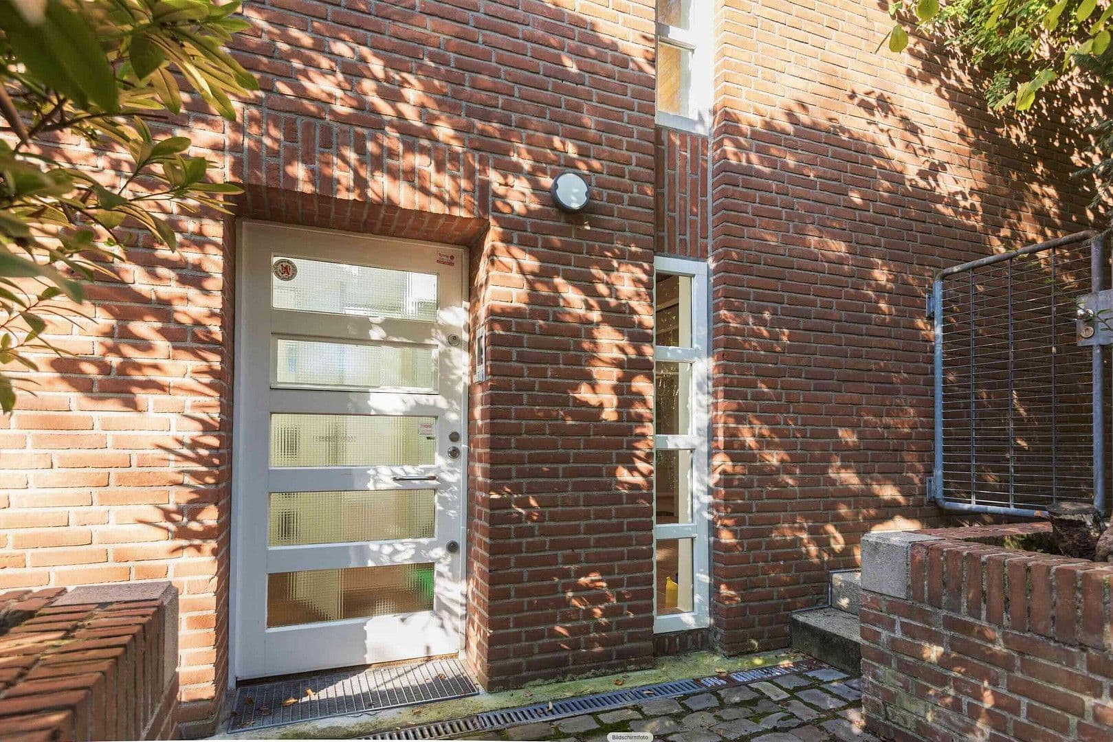 house to rent, 100 m², Mörsenbroicher Weg 114a, Düsseldorf, North Rhine-Westphalia house to rent, 100 m², Mörsenbroicher Weg 114a, Düsseldorf, North Rhine-Westphalia