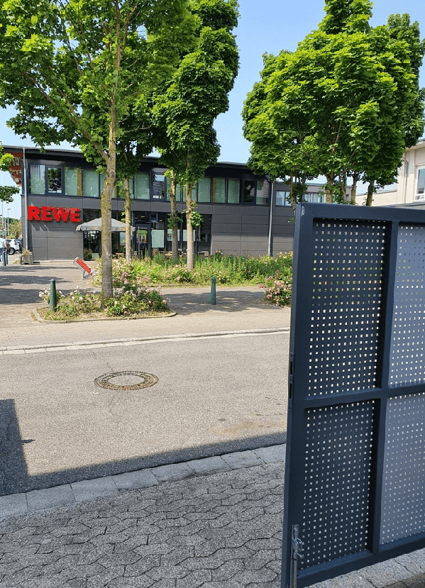 house for sale, 335 m², Vinkratherstr. 22, Grefrath, North Rhine-Westphalia house for sale, 335 m², Vinkratherstr. 22, Grefrath, North Rhine-Westphalia