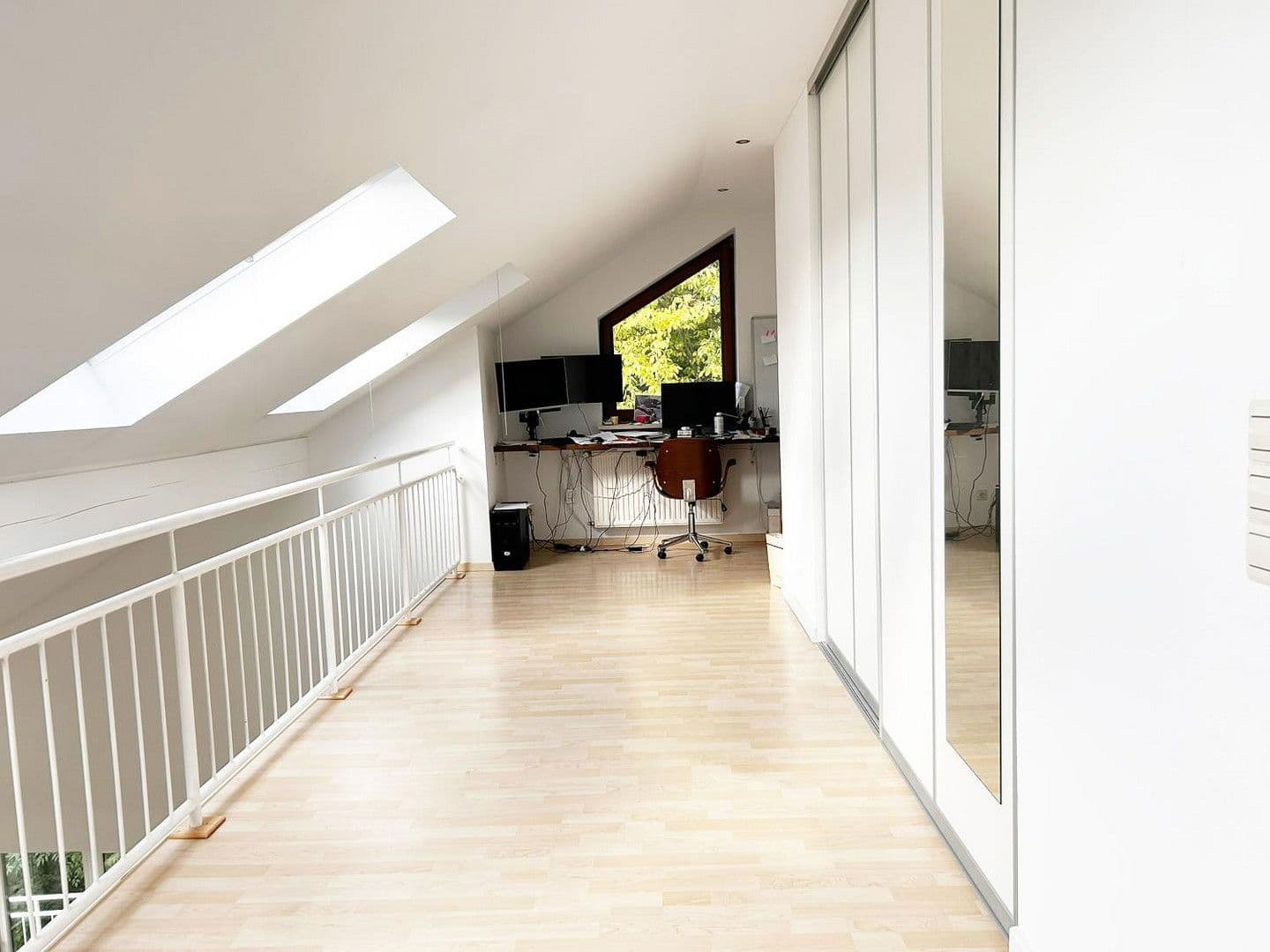 1 bedroom with open-plan kitchen flat to rent, 101 m², Stuttgart, Baden-Württemberg 1 bedroom with open-plan kitchen flat to rent, 101 m², Stuttgart, Baden-Württemberg