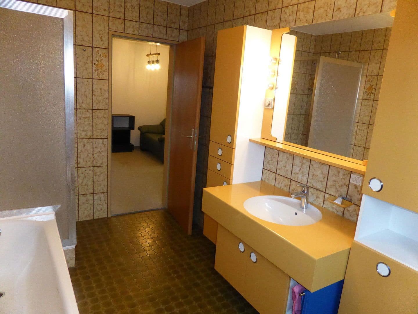 2 bedroom with open-plan kitchen flat for sale, 89 m², Biberach an der Riß, Baden-Württemberg 2 bedroom with open-plan kitchen flat for sale, 89 m², Biberach an der Riß, Baden-Württemberg