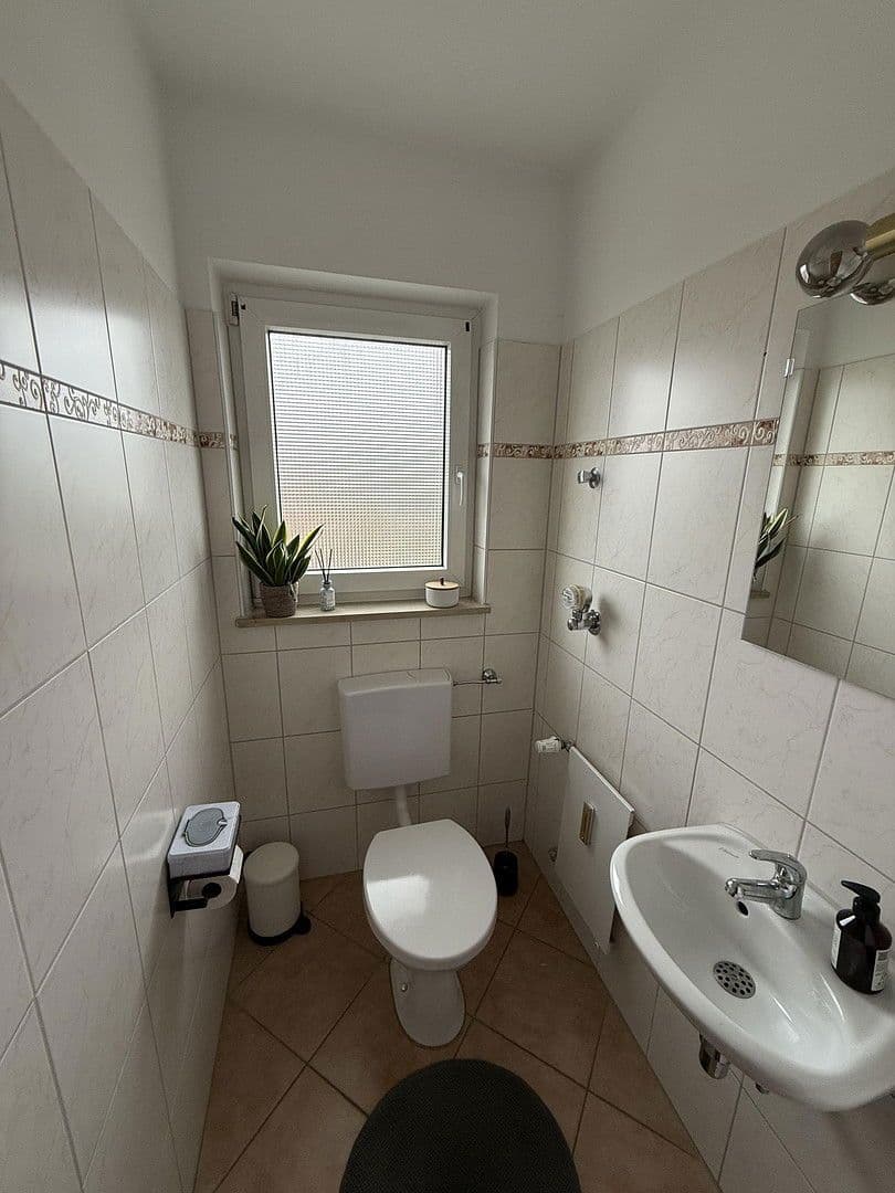 2 bedroom with open-plan kitchen flat to rent, 85 m², Körschstraße 49, Stuttgart-Plieningen, Baden-Württemberg 2 bedroom with open-plan kitchen flat to rent, 85 m², Körschstraße 49, Stuttgart-Plieningen, Baden-Württemberg