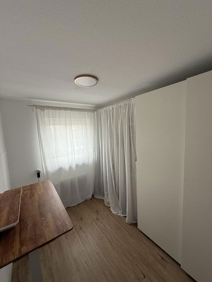 2 bedroom with open-plan kitchen flat to rent, 85 m², Körschstraße 49, Stuttgart-Plieningen, Baden-Württemberg 2 bedroom with open-plan kitchen flat to rent, 85 m², Körschstraße 49, Stuttgart-Plieningen, Baden-Württemberg