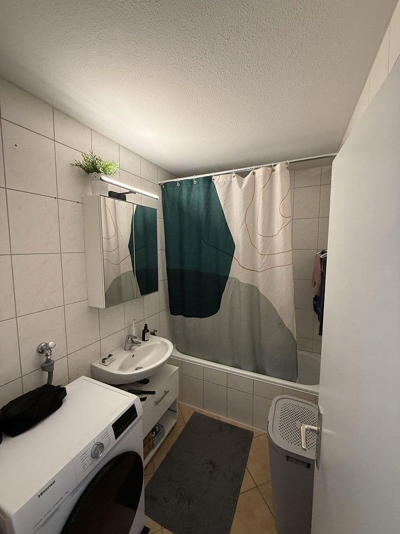 2 bedroom with open-plan kitchen flat to rent, 85 m², Körschstraße 49, Stuttgart-Plieningen, Baden-Württemberg 2 bedroom with open-plan kitchen flat to rent, 85 m², Körschstraße 49, Stuttgart-Plieningen, Baden-Württemberg