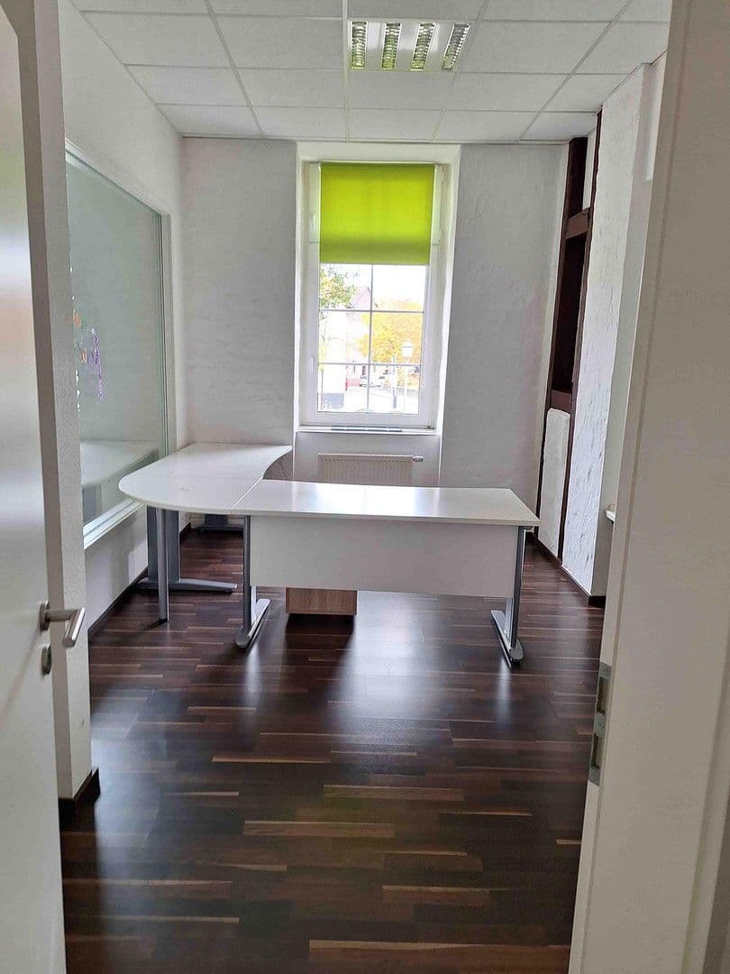 office to rent, 124 m², Hauptstr. 21, Idstein, Hesse office to rent, 124 m², Hauptstr. 21, Idstein, Hesse