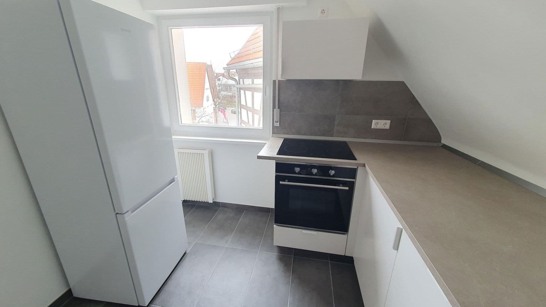 4 bedroom flat to rent, 85 m², Ditzingen, Baden-Württemberg 4 bedroom flat to rent, 85 m², Ditzingen, Baden-Württemberg