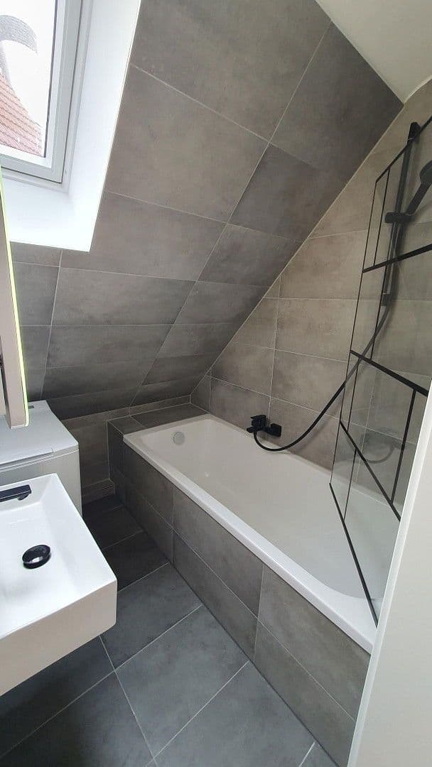 4 bedroom flat to rent, 85 m², Ditzingen, Baden-Württemberg 4 bedroom flat to rent, 85 m², Ditzingen, Baden-Württemberg