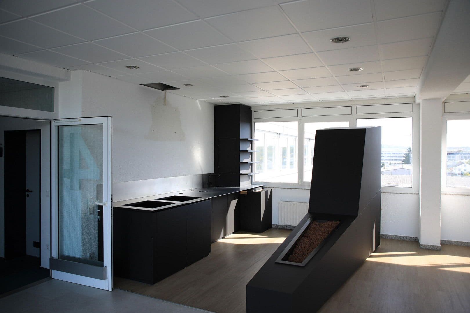 office to rent, 7,500 m², Dietmar-Hopp-Allee 23, Walldorf, Baden-Württemberg office to rent, 7,500 m², Dietmar-Hopp-Allee 23, Walldorf, Baden-Württemberg