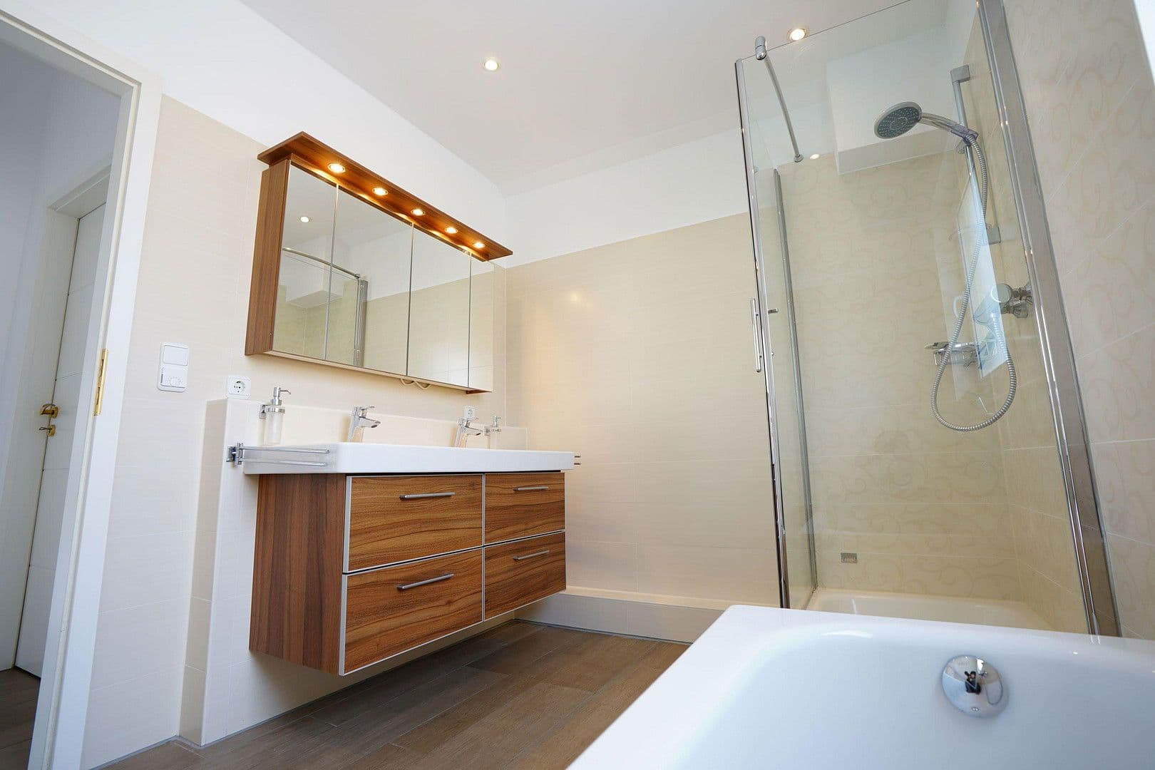 4 bedroom flat to rent, 147 m², München, Bavaria 4 bedroom flat to rent, 147 m², München, Bavaria