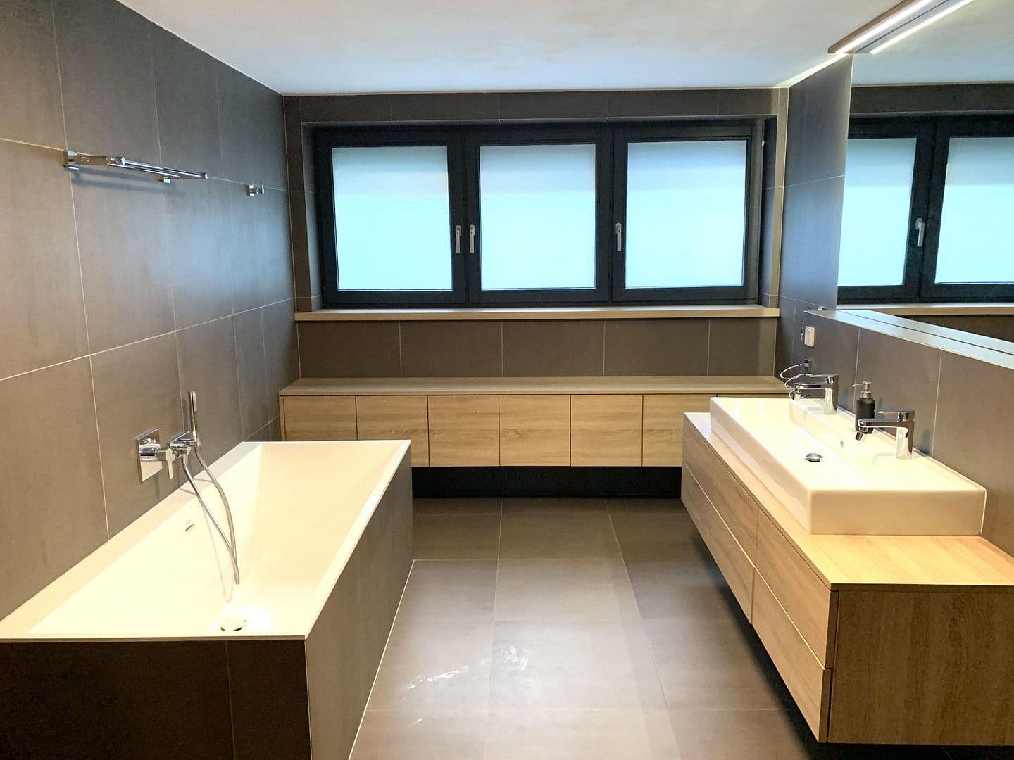 4 bedroom flat to rent, 258 m², Menzinger Straße 130, München, Bavaria 4 bedroom flat to rent, 258 m², Menzinger Straße 130, München, Bavaria