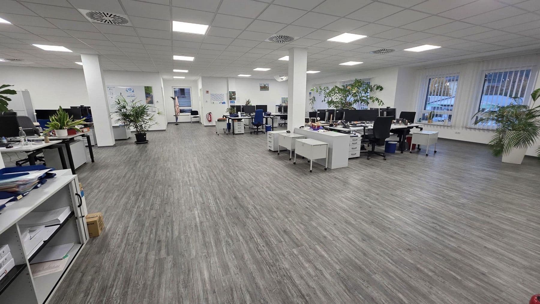 office to rent, 800 m², Am Bahnhof 22, Wächtersbach, Hesse office to rent, 800 m², Am Bahnhof 22, Wächtersbach, Hesse