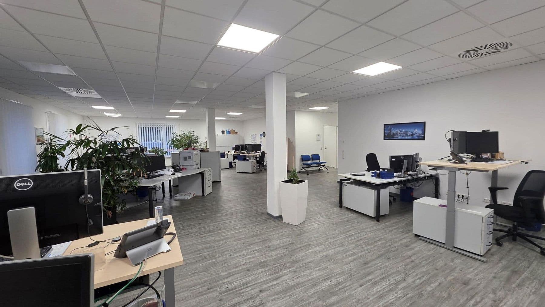 office to rent, 800 m², Am Bahnhof 22, Wächtersbach, Hesse office to rent, 800 m², Am Bahnhof 22, Wächtersbach, Hesse