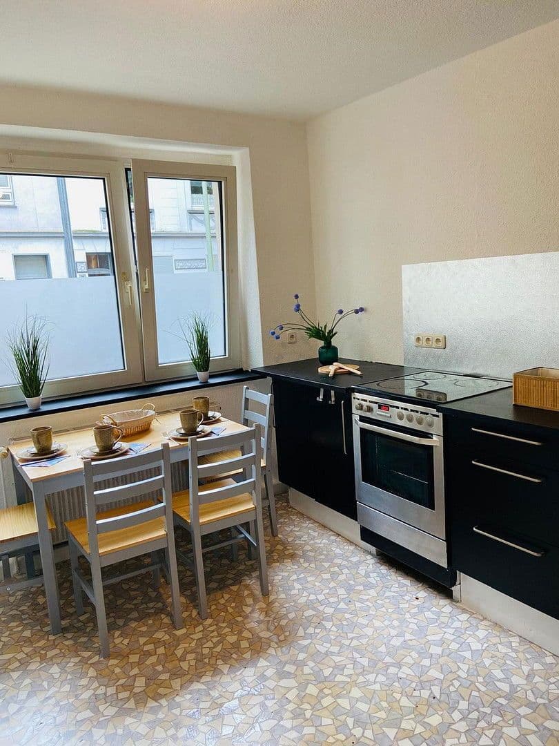 2 bedroom flat to rent, 55 m², Duissernstraße 83, Duisburg, North Rhine-Westphalia 2 bedroom flat to rent, 55 m², Duissernstraße 83, Duisburg, North Rhine-Westphalia