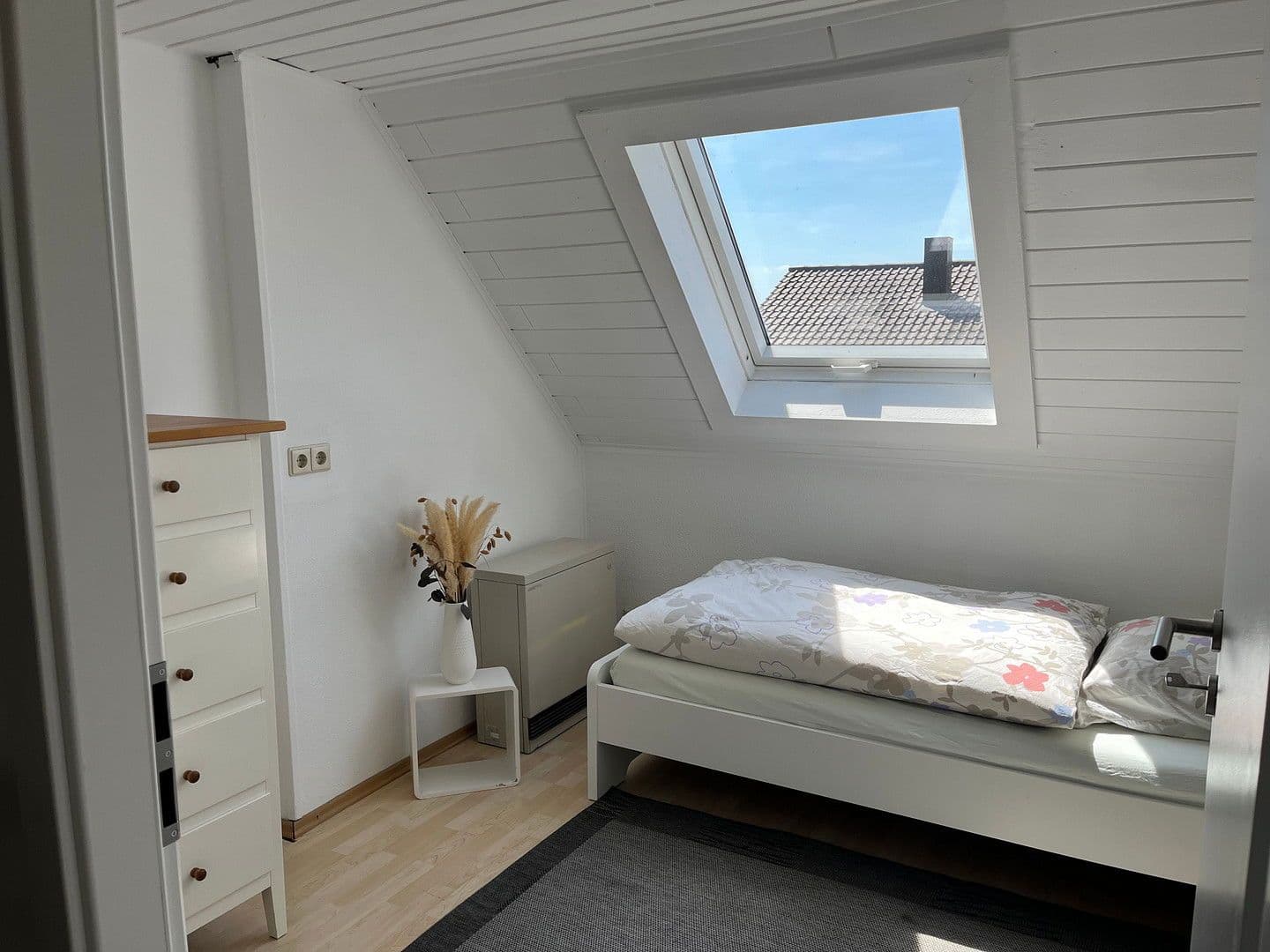 1 bedroom flat to rent, 120 m², Waghäusel, Baden-Württemberg 1 bedroom flat to rent, 120 m², Waghäusel, Baden-Württemberg