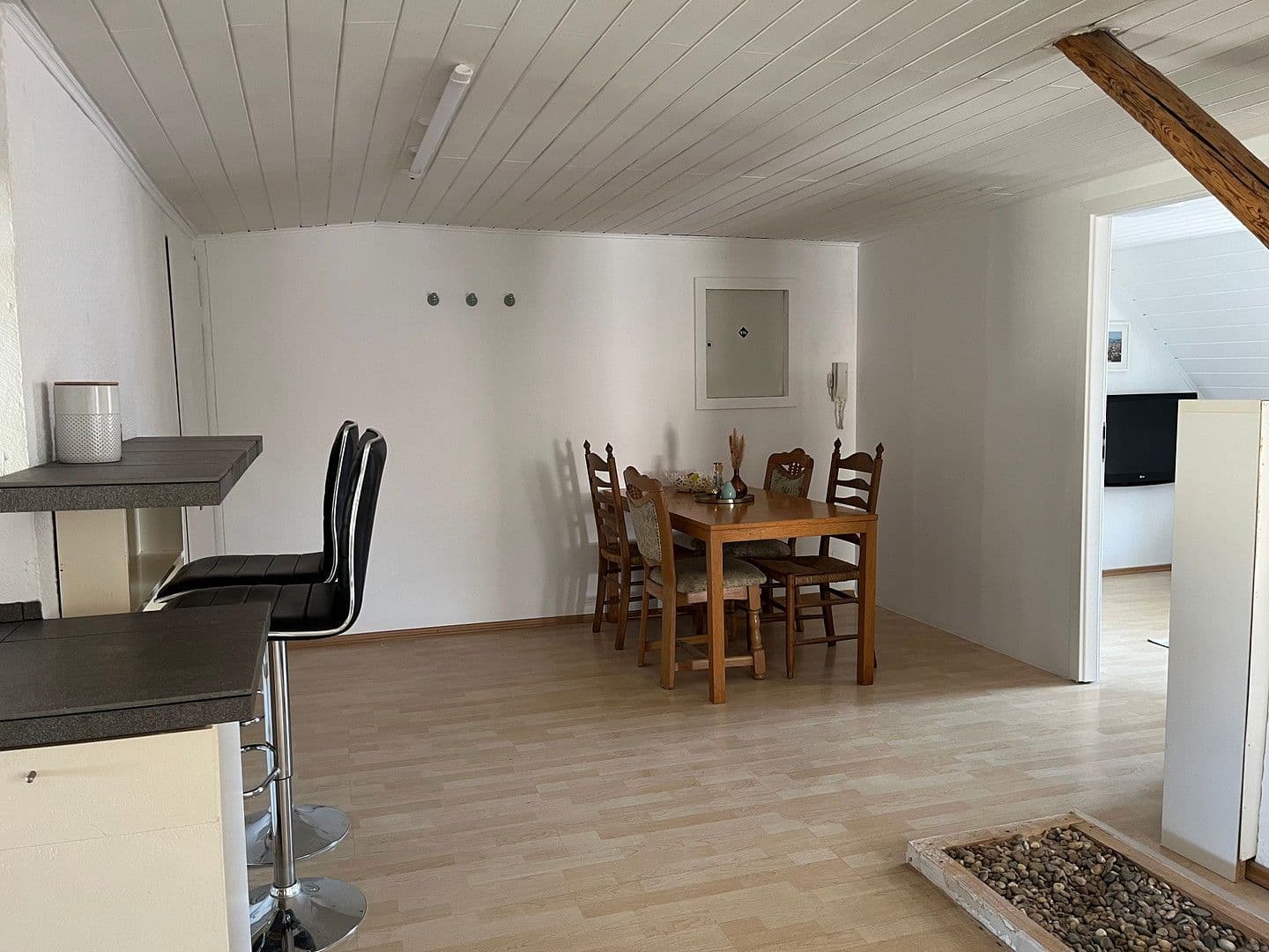 1 bedroom flat to rent, 120 m², Waghäusel, Baden-Württemberg 1 bedroom flat to rent, 120 m², Waghäusel, Baden-Württemberg