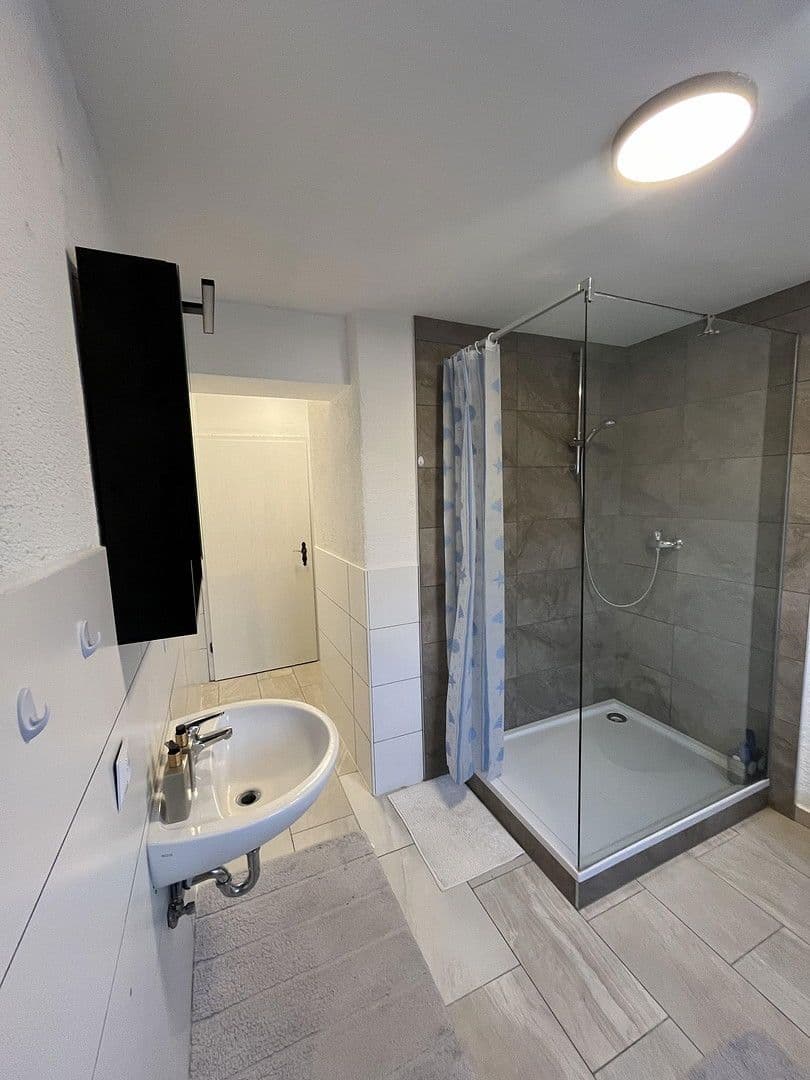 1 bedroom flat to rent, 120 m², Waghäusel, Baden-Württemberg 1 bedroom flat to rent, 120 m², Waghäusel, Baden-Württemberg