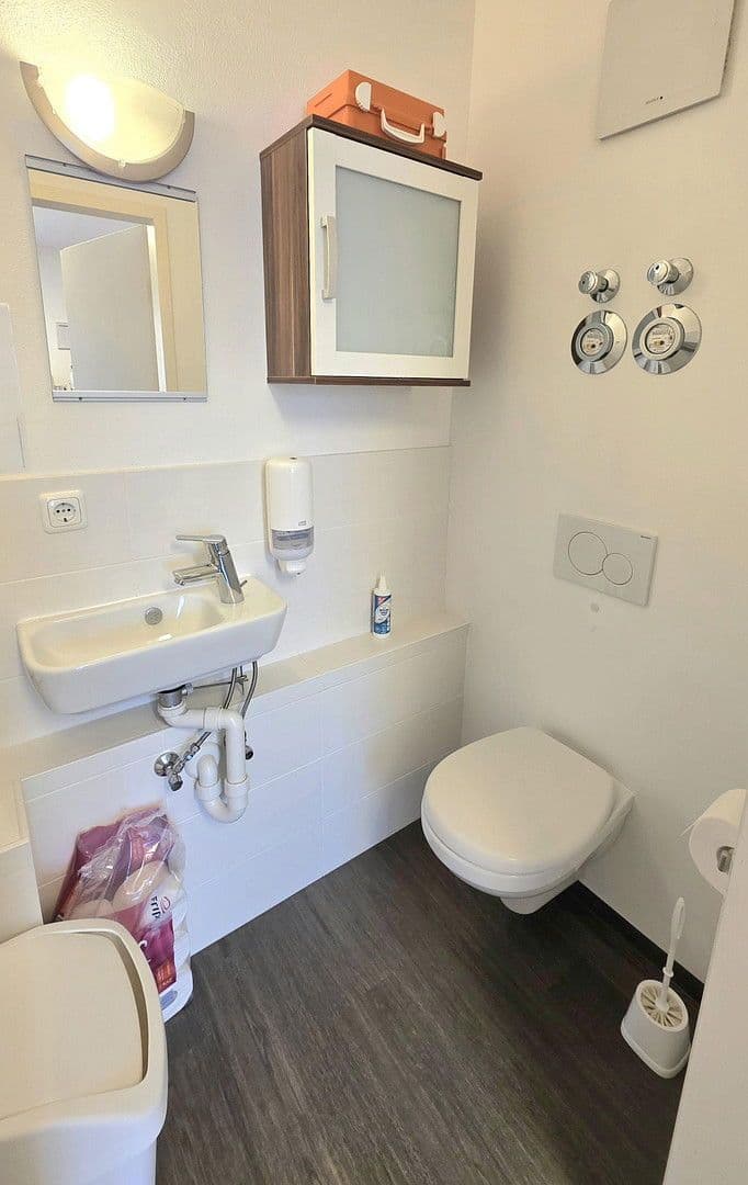 office to rent, 60 m², Rathausplatz 2, Tegernsee, Bavaria office to rent, 60 m², Rathausplatz 2, Tegernsee, Bavaria