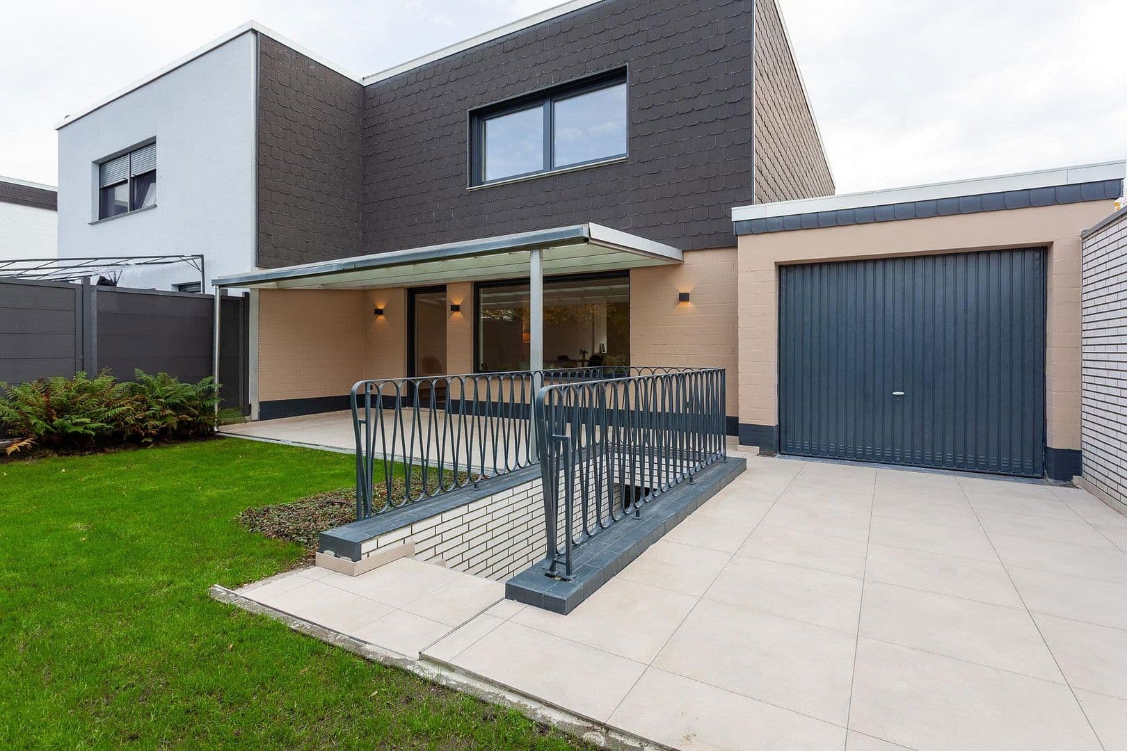 house for sale, 140 m², Mülheim an der Ruhr, North Rhine-Westphalia house for sale, 140 m², Mülheim an der Ruhr, North Rhine-Westphalia