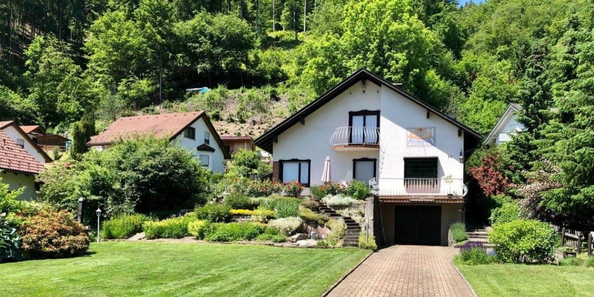 house for sale, 228 m², Zell im Wiesental, Baden-Württemberg house for sale, 228 m², Zell im Wiesental, Baden-Württemberg