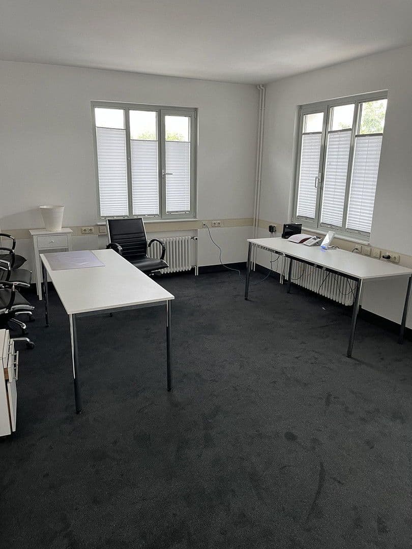 office to rent, 20 m², Seeweg 12, Schönefeld, Brandenburg office to rent, 20 m², Seeweg 12, Schönefeld, Brandenburg