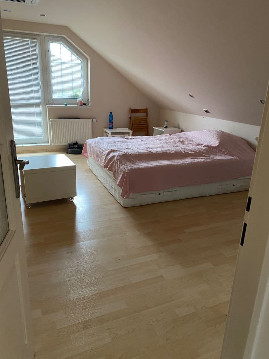 house to rent, 220 m², Líbeznice, Středočeský Region house to rent, 220 m², Líbeznice, Středočeský Region