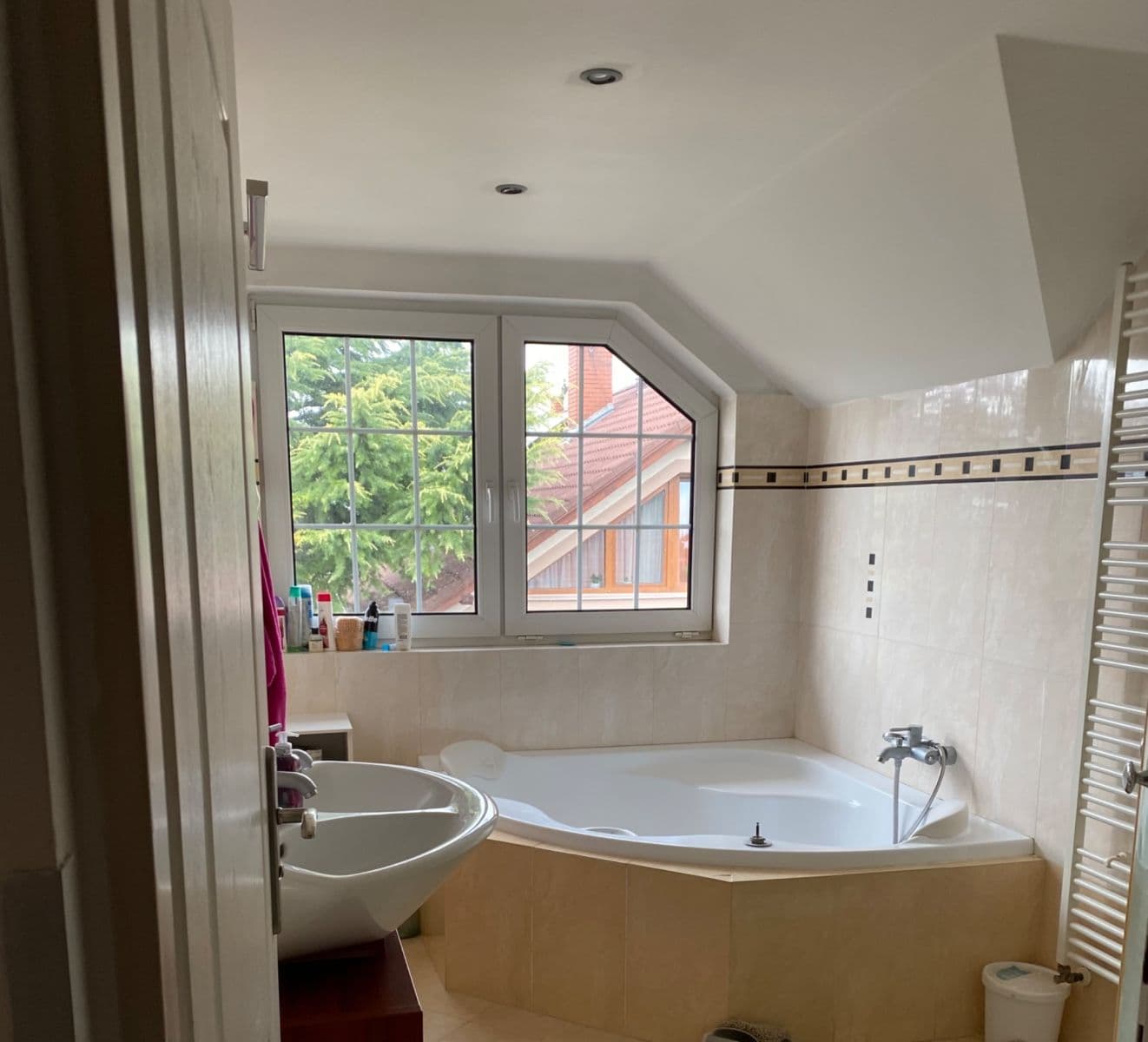 house to rent, 220 m², Líbeznice, Středočeský Region house to rent, 220 m², Líbeznice, Středočeský Region