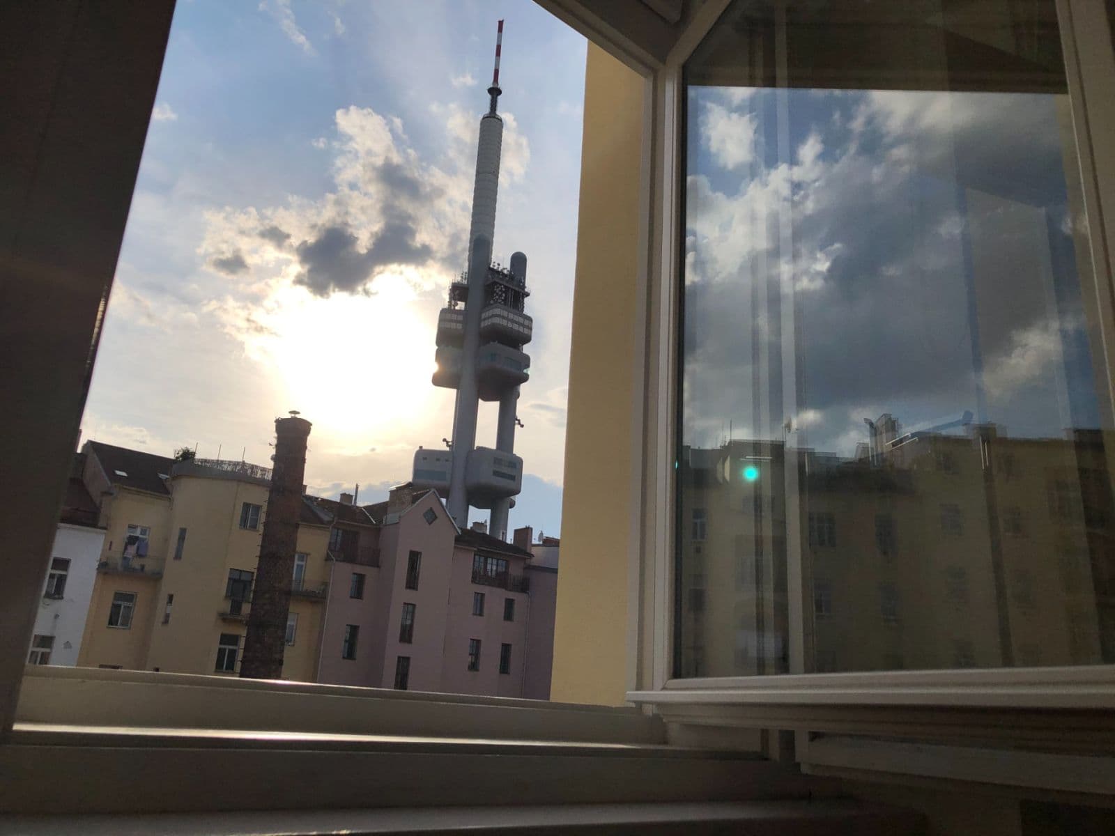 1 bedroom with open-plan kitchen flat to rent, 42 m², Bořivojova, Prague, Prague 1 bedroom with open-plan kitchen flat to rent, 42 m², Bořivojova, Prague, Prague