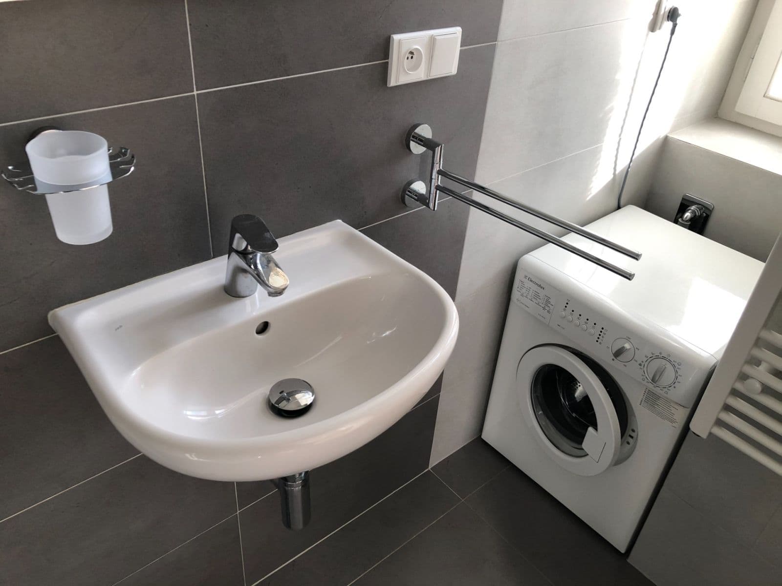 1 bedroom with open-plan kitchen flat to rent, 42 m², Bořivojova, Prague, Prague 1 bedroom with open-plan kitchen flat to rent, 42 m², Bořivojova, Prague, Prague